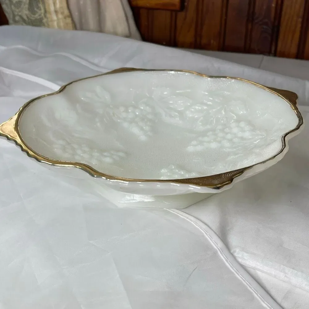 VTG Anchor Hocking Fire King pedestal bowl. Grape & Leaf